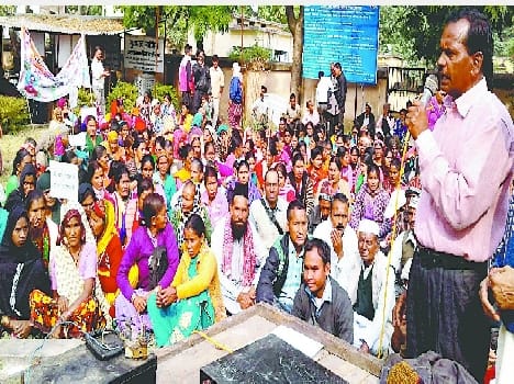 dimand of Forest Rights in Ramnagar 
